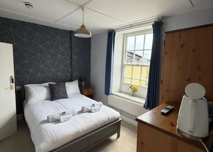Llanerch Inn