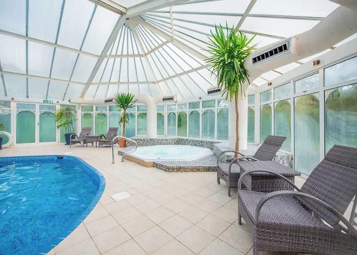 Metropole Hotel And Spa